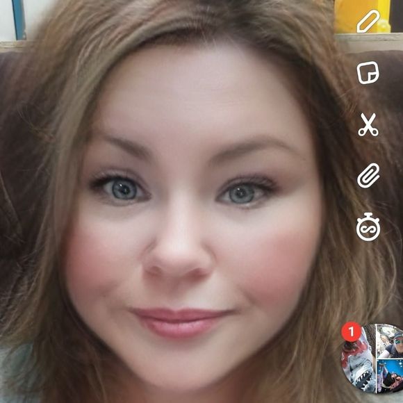 Meet your Posher, Tegan - Picture 1 of 1